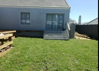 We supply and installa buffalo grass and Kikuyu grass.       0672707801