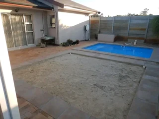 Roll on lawn Kikuyu grass and buffalo grass