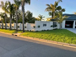 Lawn national grass and top soil weed free