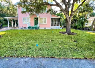 Roll on lawn Kikuyu grass