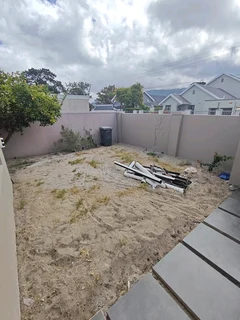 Delivery and installa buffalo grass and Kikuyu grass