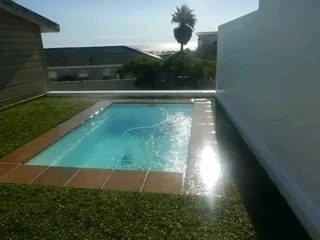 Delivery and installa buffalo grass