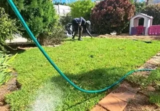 Delivery and installa off Kikuyu grass and Lm Berea grass