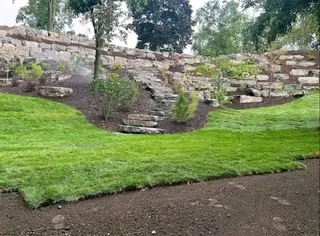 Delivery and installa off Kikuyu grass and Lm Berea grass