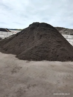We are supply and installa  potting soil and compost weed free