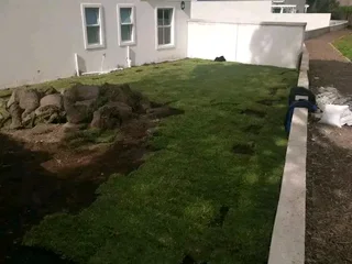 We do supply and installa Lm Berea grass