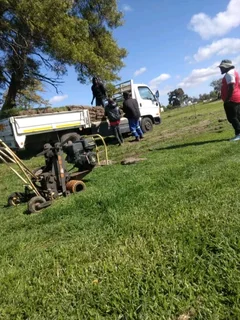 We do supply and installa Lm Berea grass