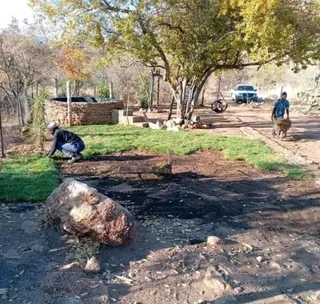 PROFESSIONALS WITH IMMENSE EXPERIENCE IN INSTALLATION &amp; LAYING NATIONAL GRASS