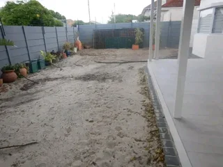 Roll on lawn Kikuyu grass