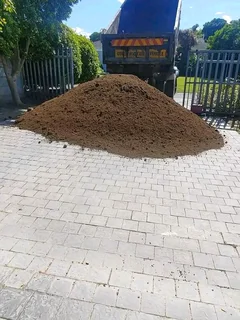 Top soil and compost weed free