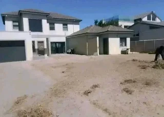 Roll on lawn Kikuyu grass and buffalo grass