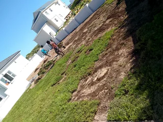 Delivery and installa grass