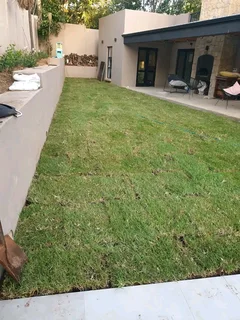 Delivery and installa grass