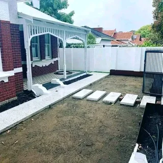 PROFESSIONALS WITH IMMENSE EXPERIENCE IN INSTALLATION &amp; LAYING NATIONAL GRASS