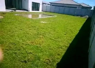 Delivery and installa call type of national grass