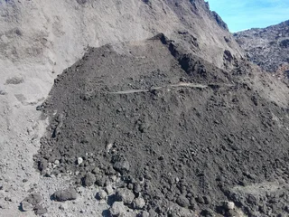 Supply and installa Kikuyu grass