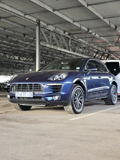 2016 Porsche Macan S