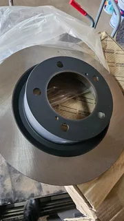 Landcruiser front disc ,brand new,original! cash on collection, no scammers!