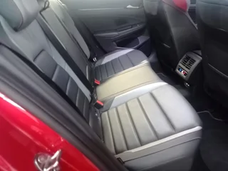 2024 VOLKSWAGEN GOLF 8 GTI 2.0 TSI 180KW DSG