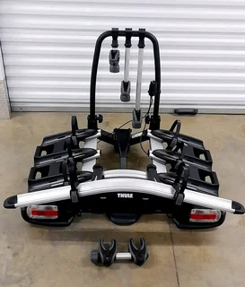 Thule Velocompact 927 + 4th Bike Adapter