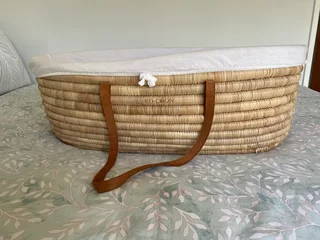 Ko-Coon Baby Basket and Merino Inner (Incl covers)