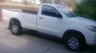 Toyota Hilux to LEASE / RENT