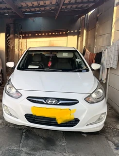 Hyundai accent