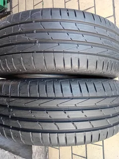 205/55/17 Hankook Tyres for Sale. Contact 0739981562