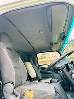 ISUZU FTR850 TAUTLINER