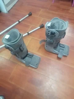 moonboots and crutches for sale