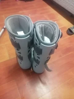 moonboots and crutches for sale