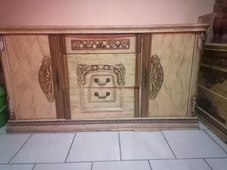 Head boards with a mirror