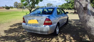 2004 Toyota Corolla Sedan