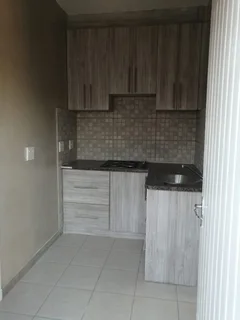 1 Bedroom Bachelor Apartment in Herlear