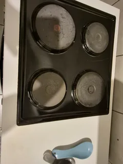 Defy Slimline 600U good condition stove and oven