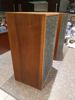 Vintage Goodmans speakers (Mezzo ll)