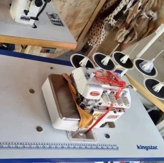 Indusrtial Overlocking Machines