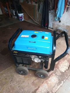 8.7 kva generator adendorf 6500 rsnd