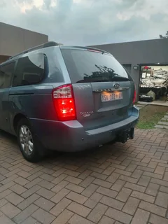 Kia Sedona 2008 8 seater