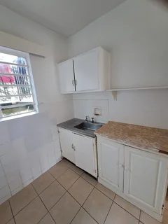 One-bedroom Glenwood Flat