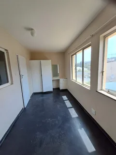 One-bedroom Glenwood Flat