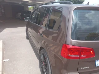 2013 Volkswagen Touran Hatchback