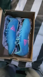 Soccer boots