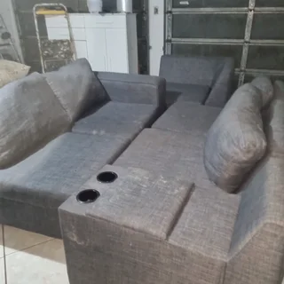 Couch set