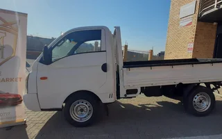 Bakkie Hire/ Furniture Removals/ Van Hire