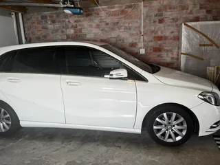 2013 Mercedes-Benz B-Class Hatchback