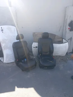 2010 Kia Cerato Koup 2.0 Doors with Handles and Window Controls