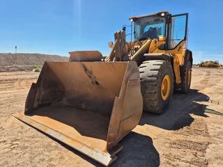2017 Volvo L150h Front End Loader