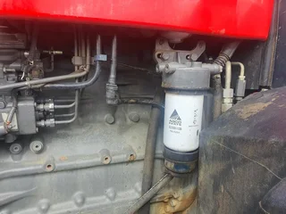 2020 MASSEY FERGUSON 6713SPS 4WD TRACTOR