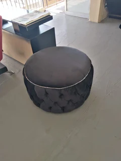 Beautiful Daybeds &amp; Ottomans available